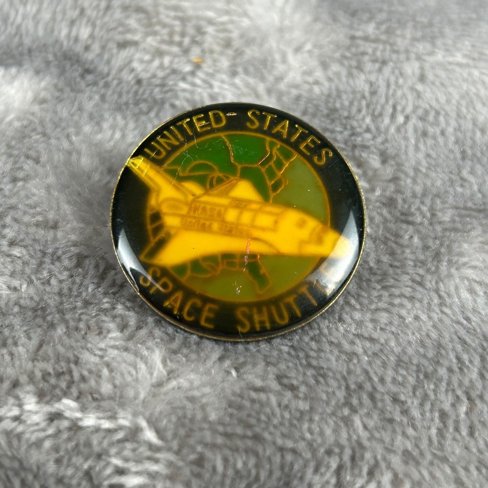 Vintage NASA United States Space Shuttle Lapel Pin Tie Tac Enamel Yellow Green